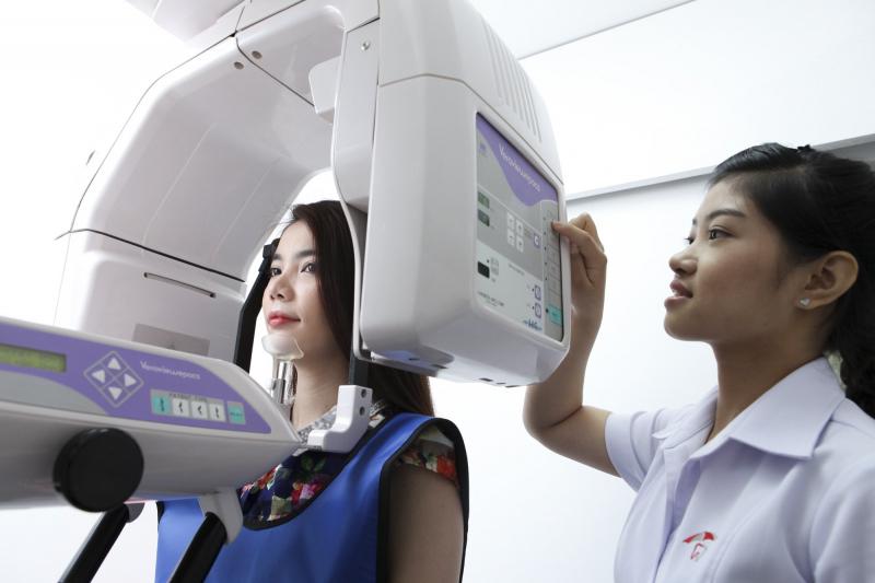 Nha Khoa Vinh An áp dụng máy móc, công nghệ hiện đại