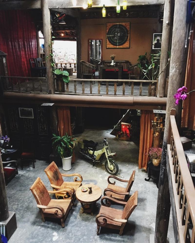 Nhà sàn Art cafe