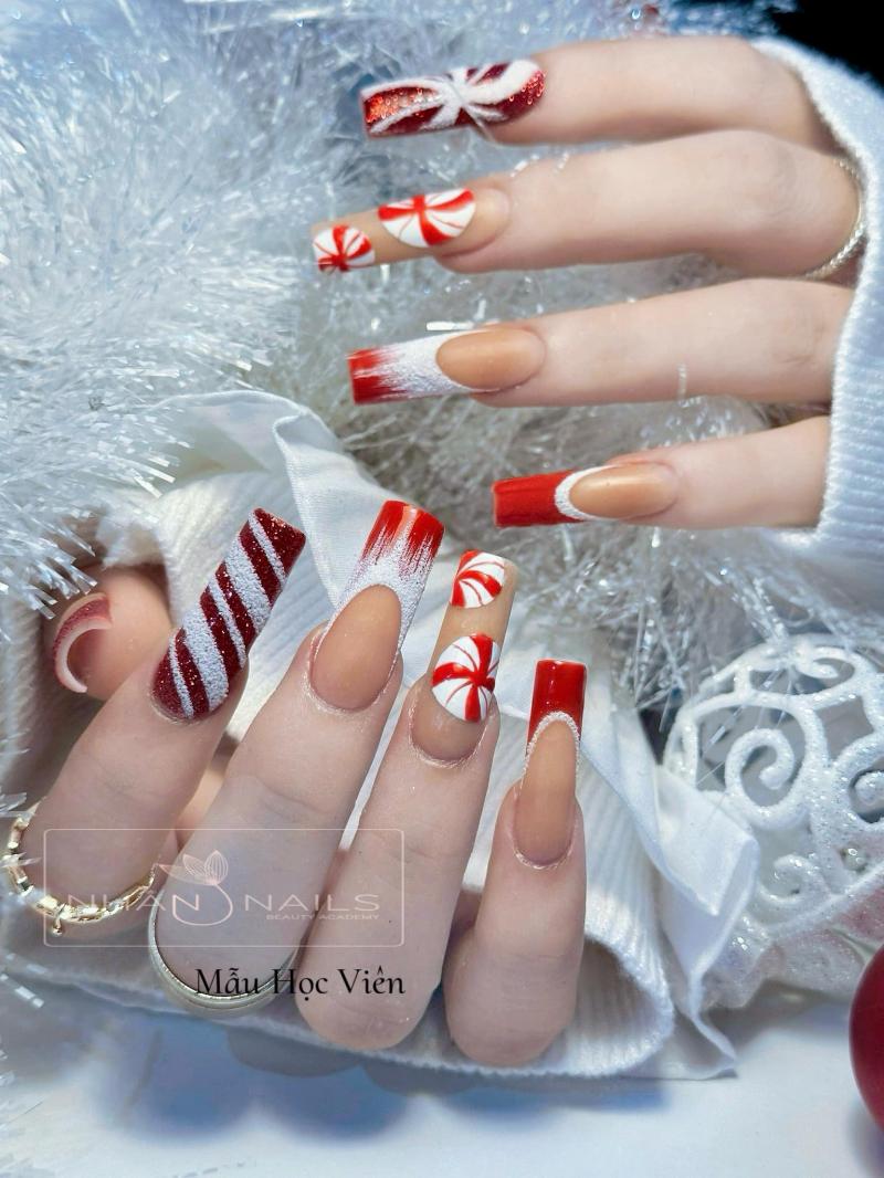 Nhân Nail