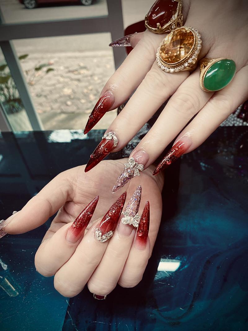 Nhung Nails
