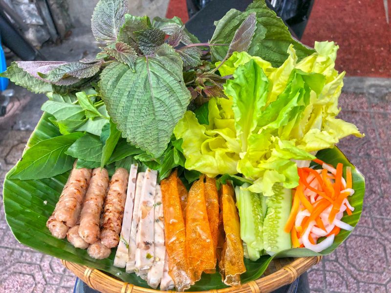 Nem Nướng Nia