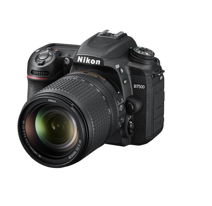 Nikon D7500