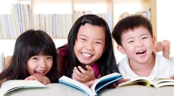 Hãy mỉm cười mỗi ngày và quan tâm đến những người xung quanh