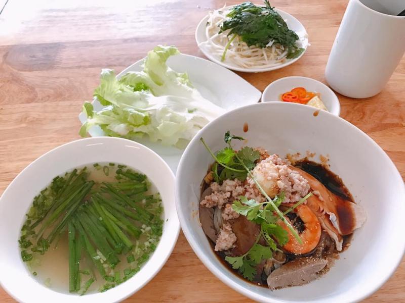 Ông Mười Quán