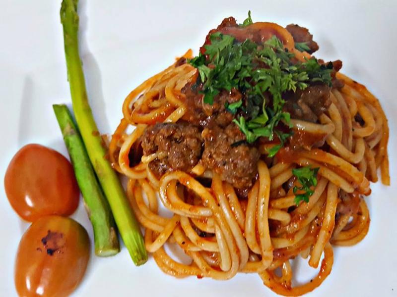 Ong Nâu Spaghetti