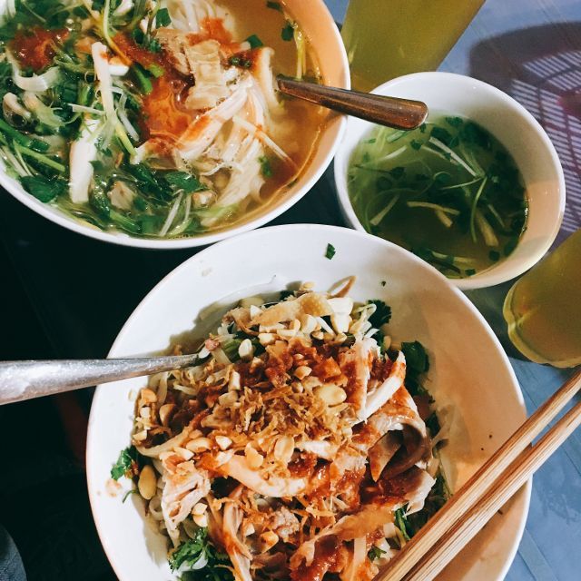 Phở Gà Nguyệt