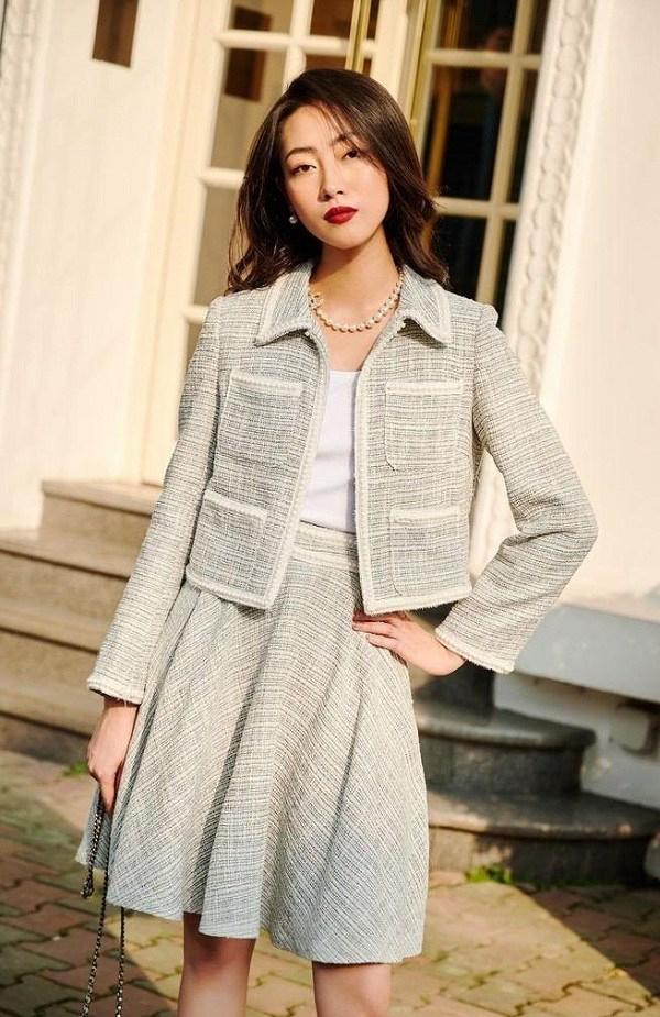Phối đồ với chân váy chữ A