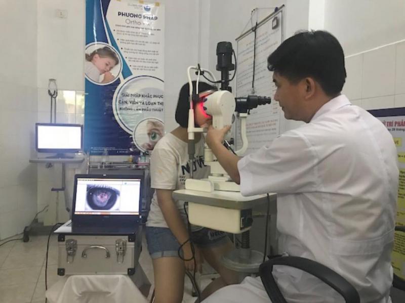 Kiểm tra thị lực