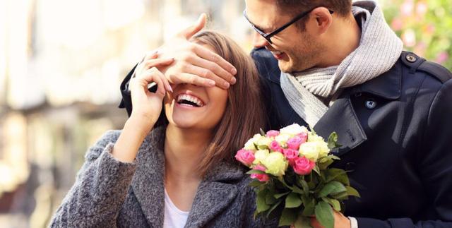 Gọi điện cho đối phương nhân ngày lễ tình nhân