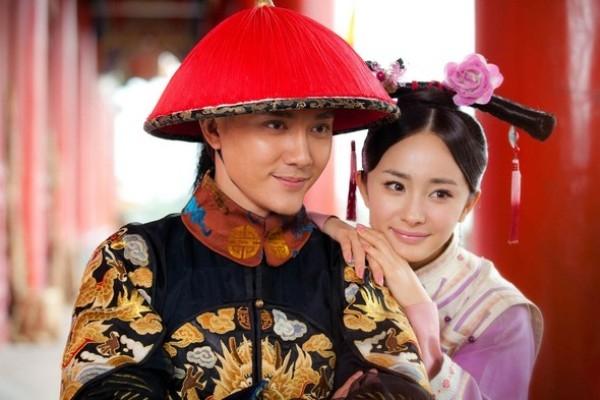 Tuy bây giờ Dương Mịch đã có bến đỗ là Lưu Khả Uy, thế nhưng người hâm mộ vẫn không thể nào quên được hình ảnh chàng Bát Ca hiền lành si tình cô cung nữ Lạc Tình Xuyên.
