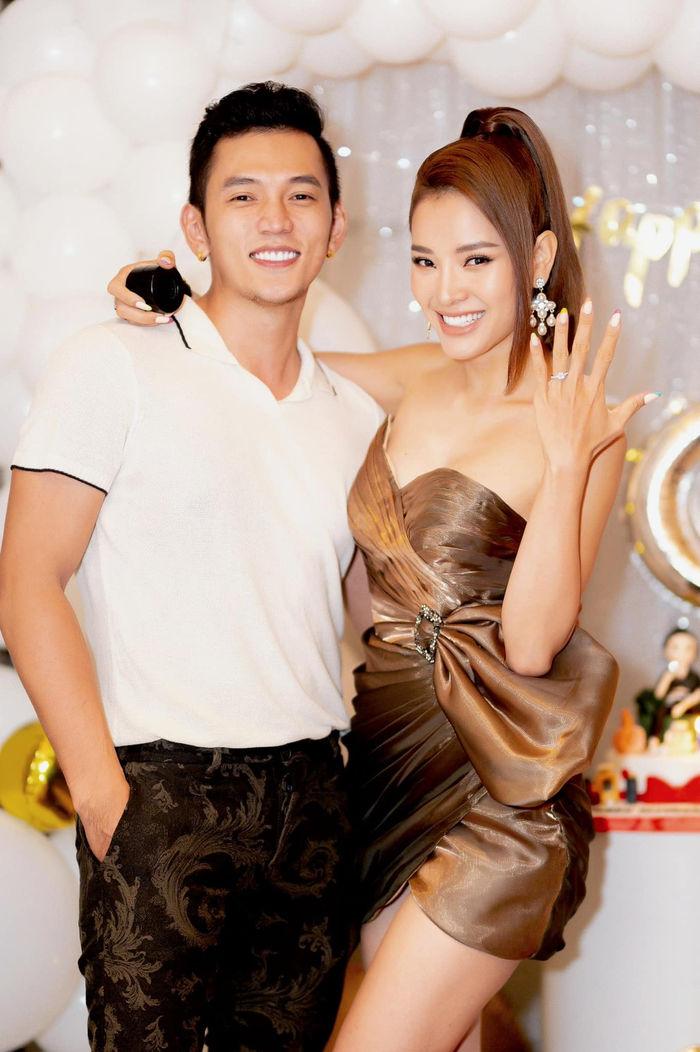 Phương Trinh Jolie