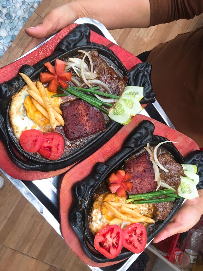 Pi House - Food & Drink