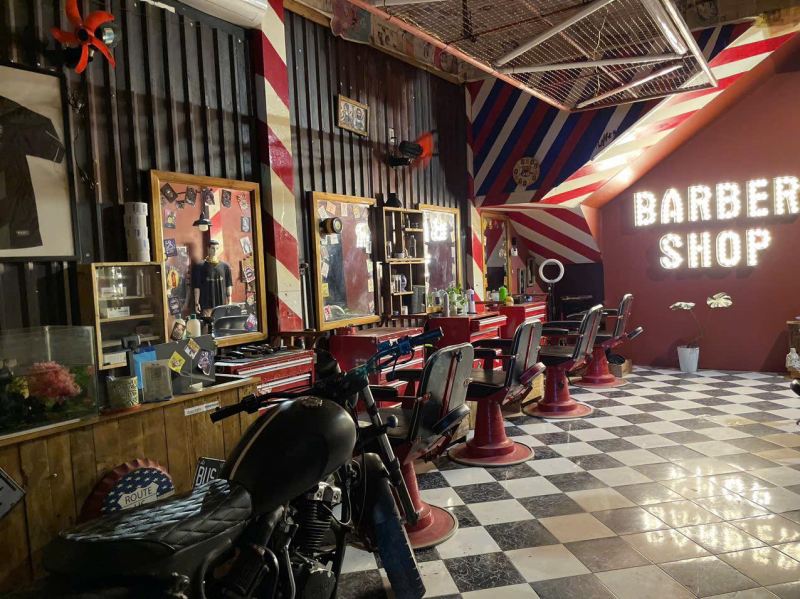 Q Barber