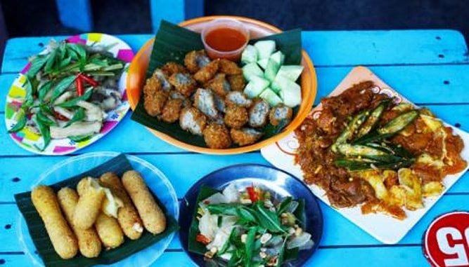 Quán Ăn Vặt Ba Cô Đà Nẵng