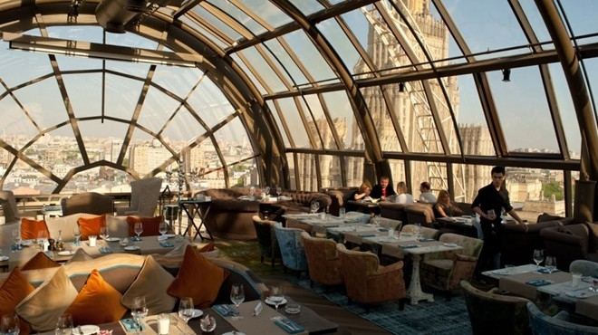 Quán Bab-al-shams, Dubai