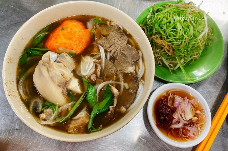 Quán Bún Bò Huế Nhân Trí