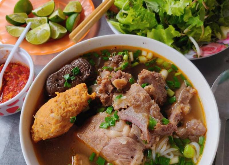 Quán Bún Bò Tý Loan