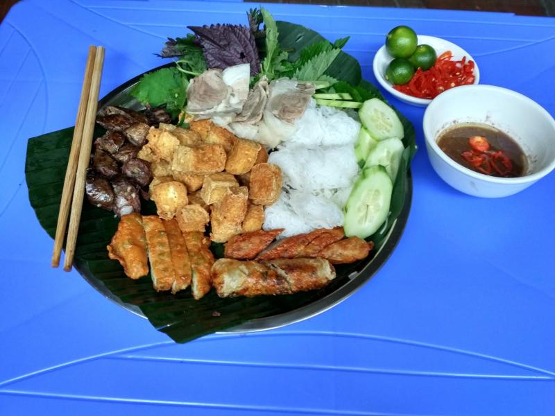 Quán Bún đậu Mắm Tôm - Quán Ngon Nhà Hầm