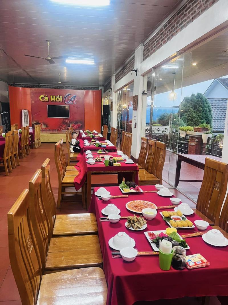 Quán cá hồi 64