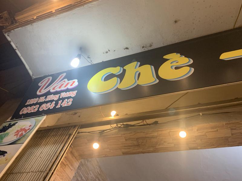 Quán Chè Vân