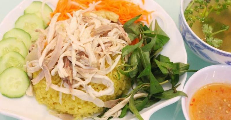 Quán cơm gà Tháp Bà