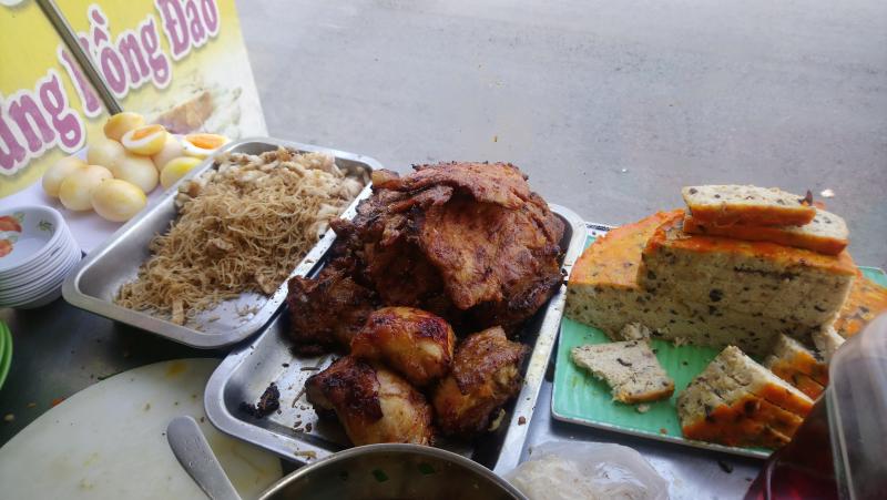 Quán Cơm Tấm Chị Bé