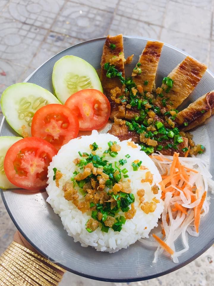 Quán cơm tấm Cúc