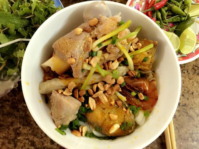 Quán Mì Quảng Sâm