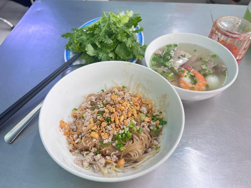 Quán Thảo - Hủ Tiếu Nam Vang