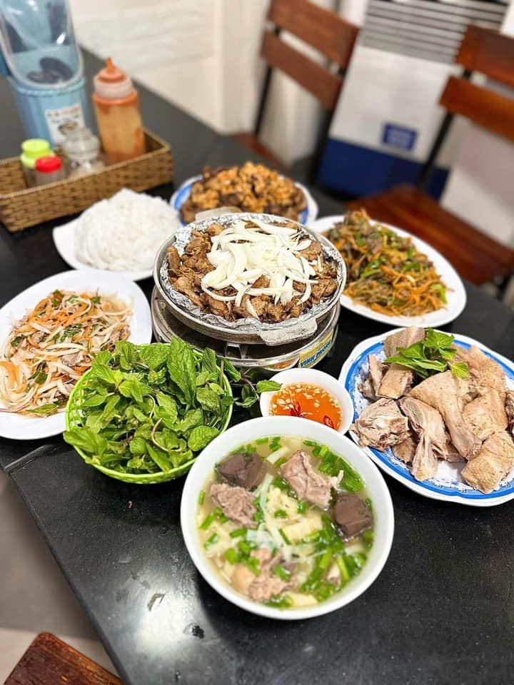 Ngan Vịt Phố Cổ Hà Nội