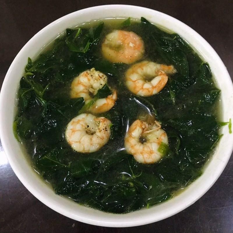 Canh rau ngót tôm thịt - món ăn giải nhiệt cho ngày hè