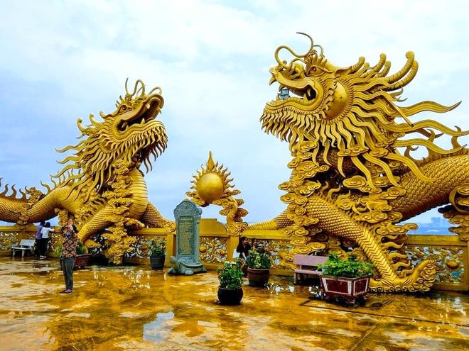 Hình ảnh Lưỡng Long Chầu Nguyệt