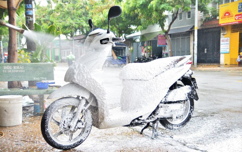 Rửa xe là hình thức kinh doanh tốt dịp tết