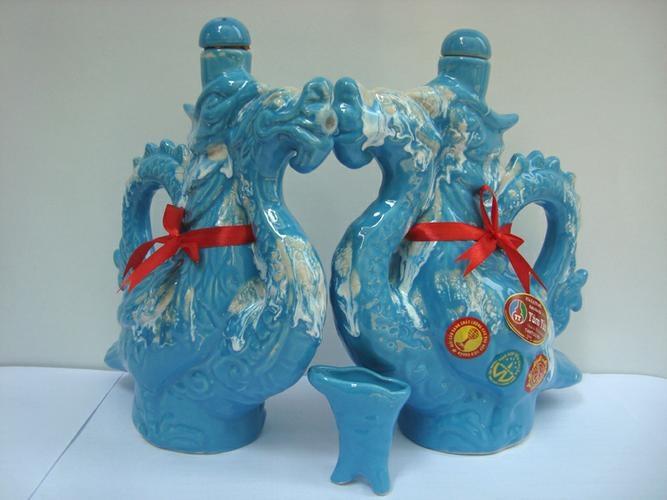 Rượu Bàu Đá (Bình Định)