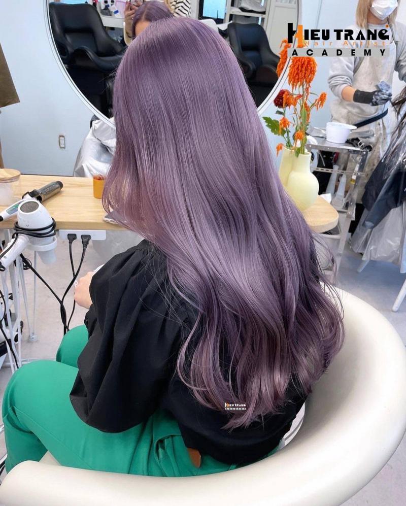 Salon Tóc Hiếu Trang là địa chỉ nối tóc thật bằng sợi fiberglass uy tín tại TP. HCM