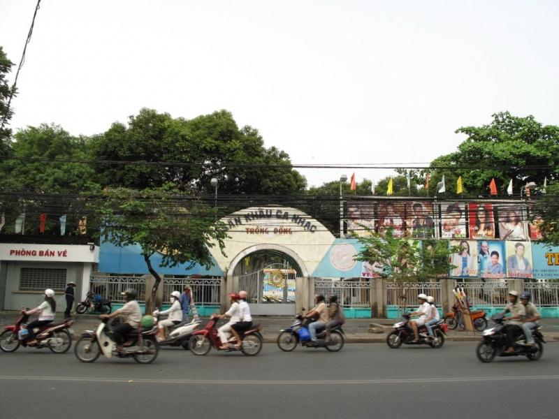 Sân khấu Trống Đồng
