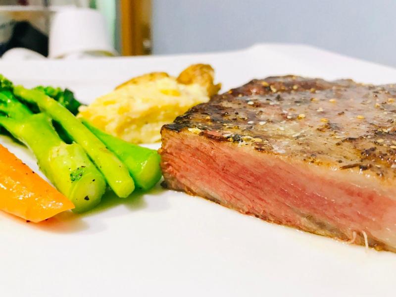 Sậy Steak House & Wine
