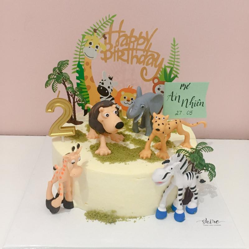 SHIRE Cakes & Cafe