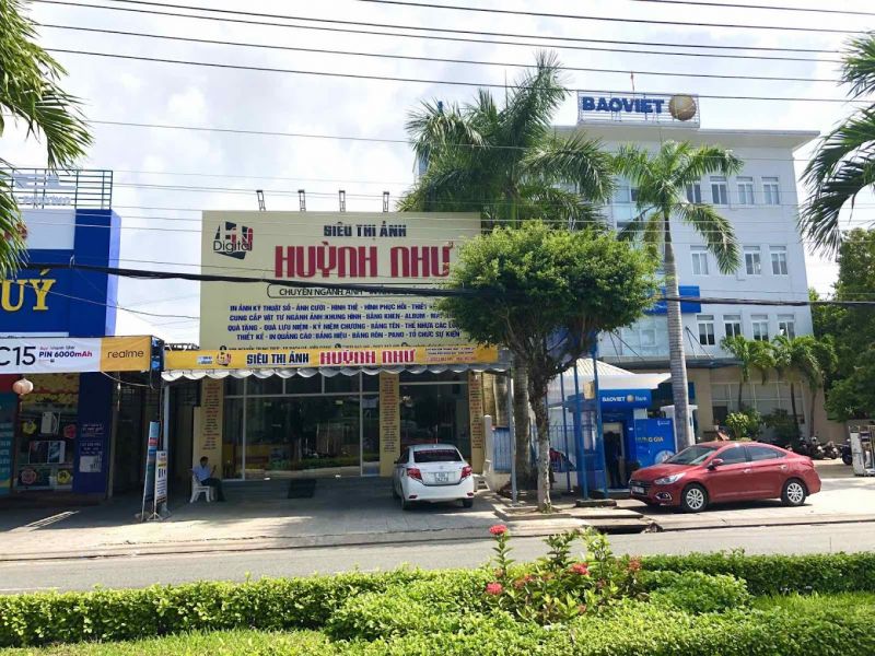 Ảnh thẻ tại Huỳnh Như