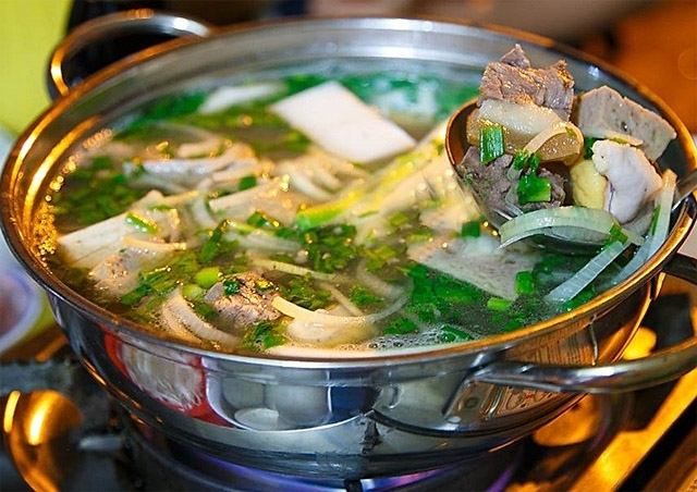 Lẩu bò Sil Mỳ