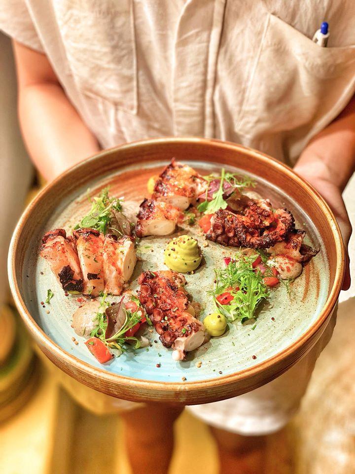 Sol Kitchen & Bar