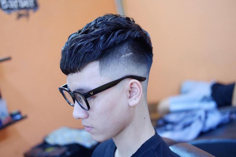 Sơn barber shop