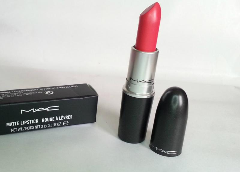 Son MAC Matte Lipstick- ﻿Russian Red