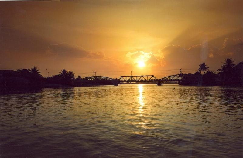 Một chiều thơ mộng trên sông Đồng Nai
