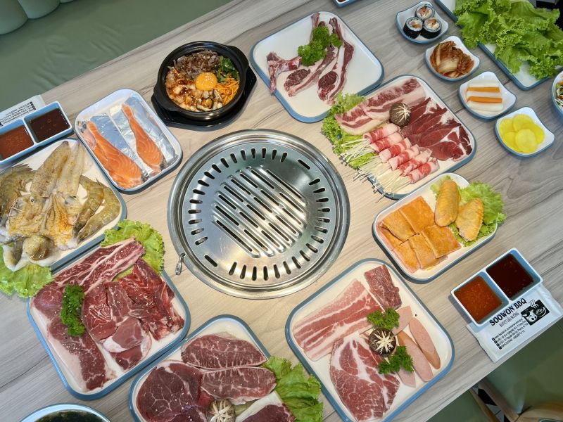 Menu của Soowon BBQ khiến thực khách ăn thả ga đã cơn thèm với trên 30 món đa dạng