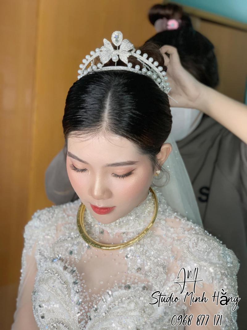 Studio Minh Hằng