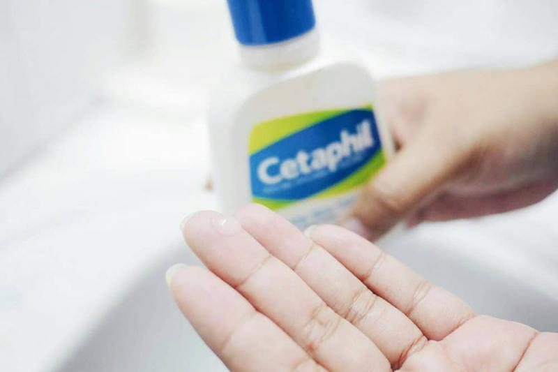 Sữa rửa mặt làm sạch dịu nhẹ không xà phòng Cetaphil Gentle Skin Cleanser