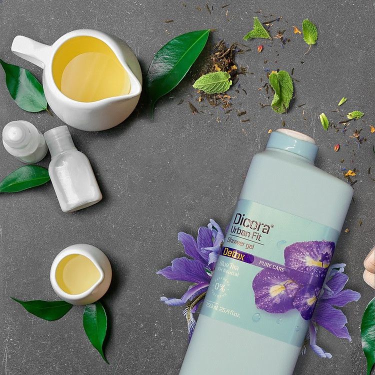 Sữa tắm dưỡng da Dicora Urban Fit Detox Pure Care Blue Tea giúp da láng mịn