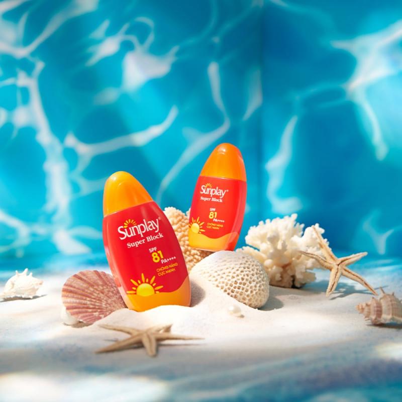 Sữa chống nắng cực mạnh Sunplay Super Block SPF 81 PA++++