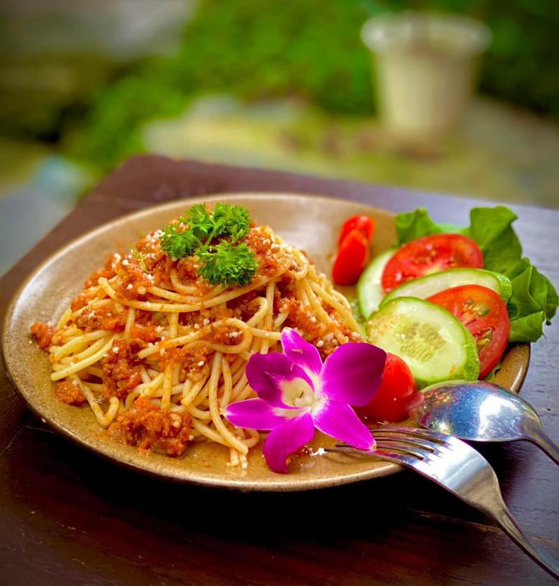 SUỐI Restaurant & Coffee